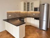 Pronájem, Byt 3+kk, Praha 2, cena 37900 CZK / objekt / měsíc, nabízí Česká realitní společnost, s.r.o.