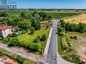 Prodej, Pozemek pro stavbu RD, bytů, Dvory, cena 3990000 CZK / objekt, nabízí The Brokers s.r.o.