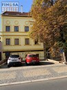 Nájem hezkého bytu 2+kk s terasou a parkovacím místem v centru Chomutova., cena 12900 CZK / objekt / měsíc, nabízí 