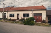 Prodej rodinného domu 2+1 68 m2 s garáží a zahradou Týnec, okr. Břeclav, cena 3300000 CZK / objekt, nabízí