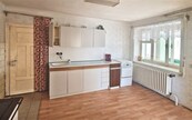 Prodej rodinného domu 290 m2, pozemek 520 m2, cena cena v RK, nabízí