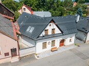 Prodej rodinného domu po rekonstrukci v historickém srdci Bystrého, Nerudova 230, cena 8500000 CZK / objekt, nabízí 