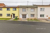 Rodinný dům v oblíbené lokalitě Slatinky, cena 4225000 CZK / objekt, nabízí 