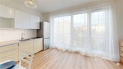 Pronájem bytu 1+kk 29m2 s garážovým stáním, cena 16900 CZK / objekt / měsíc, nabízí CENTURY 21 4Plus
