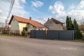 Prodej rodinného domu k rekonstrukci podle vlastních představ, cena 3590000 CZK / objekt, nabízí 
