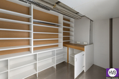 Pronájem, Prostory a objekty pro obchod a služby, Praha 2, cena 6083 CZK / objekt / měsíc, nabízí HVB Real Estate s.r.o.