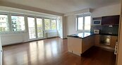 Byt 3+kk, 91 m2, s vyhrazeným oploceným parkovacím stáním u domu, se sklepem, Tř. T. Bati, Zlín, cena 17000 CZK / objekt / měsíc, nabízí 