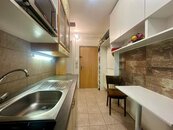 Prodej bytu 1+kk s prostornou lodžií s krásným výhledem a sklepem, 31 m2 - Otrokovice, Kvítkovice, cena 3100000 CZK / objekt, nabízí 