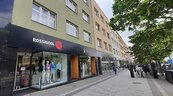 Pronájem komerčních prostor 70 m2, v samém centru Zlína, cena 12000 CZK / objekt / měsíc, nabízí 