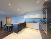 Prodej rodinného domu 4+kk, Vlčnov - terasa, dílna, bazén i zahrada, cena 13100000 CZK / objekt, nabízí 