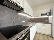 Pronájem moderního bytu 2+kk s prostornou terasou - Boněcký rybník, Zlín, cena 16900 CZK / objekt / měsíc, nabízí Exporeality
