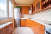 Prodej bytu 4+1 s lodžií a sklepem Zlín - Jižní Svahy, ulice Podlesí II., cena 5900000 CZK / objekt, nabízí 