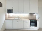 Pronájem moderního bytu 1+kk s prostornou terasou - Zlín, Tyršovo nábřeží, cena 12000 CZK / objekt / měsíc, nabízí Exporeality