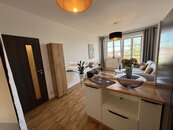 Pronájem bytu 2+KK/B,G, 49 m2, Pelušková, Praha - Kyje, cena 23950 CZK / objekt / měsíc, nabízí FRAJER a spol.