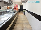 Pronájem, Prostory a objekty pro obchod a služby, Praha 7, cena 50000 CZK / objekt / měsíc, nabízí 