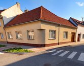 Investiční příležitost v Brně: Rohový dům (204 m2 zastavěná plocha) s potenciálem nástavby bytů či komerčního využití, cena 11400000 CZK / objekt, nabízí 