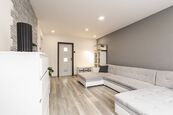 Prodej bytu 3+1 71 m2, Sazená, cena 5990000 CZK / objekt, nabízí 