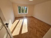 Prodej bytu 2+1 62 m2, Letecká, Libčice nad Vltavou, cena 5997000 CZK / objekt, nabízí Airhomes.cz s.r.o.