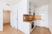 Pronájem bytu 2+kk 45 m U Továren - Hostivař, cena 22500 CZK / objekt / měsíc, nabízí 