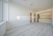 Prodej bytu 2+kk, 33 m2, Počenice-Tetětice, cena 1990000 CZK / objekt, nabízí 
