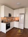 PRONÁJEM BYTU 2+kk S BALKONEM, SKLEPEM A GARÁŽOVÝM STÁNÍM | Praha 10 Dolní Měcholupy, cena 20500 CZK / objekt / měsíc, nabízí Simply4U Real s.r.o.
