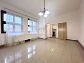 Exkluzivní nabídka pronájmu stylový soukromý domeček, cena 17000 CZK / objekt / měsíc, nabízí Jan Holický - Vaše šelma v realitní džungli