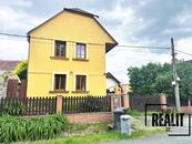 Rodinný dům v klidné obci Zahájí u Chorušic, cena 5890000 CZK / objekt, nabízí 