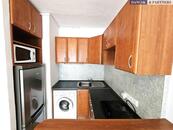 Pronájem bytu 1+kk s balkónem, ul. Smetanova, Frýdek-Místek, cena 6908 CZK / objekt / měsíc, nabízí 