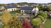 Rodinný bungalov 4+kk se zimní zahradou a pozemkem 950 m² - Struhařov u Říčan, cena 13700000 CZK / objekt, nabízí 