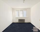 Pronájem kanceláře 15,5 m2, Perucká, Praha 2. možný parking, cena 4960 CZK / objekt / měsíc, nabízí Modus Reality