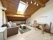 Pronájem bytu 2+kk, 45 m2, U družstva Práce, Praha 4 - Braník. Podkrovní, klima, zahrada, wi-fi., cena 19999 CZK / objekt / měsíc, nabízí Modus Reality