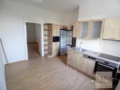 Pronájem bytu 2+1, 66 m2, Praha 8 - Libeň, nevybavený, sklep, zahrada, volný ihned, cena 20999 CZK / objekt / měsíc, nabízí Modus Reality