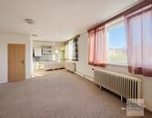 Pronájem kanceláře - ateliéru 34,5 m2, Perucká, Praha 2. MHD Otakarova. Parking., cena 11730 CZK / objekt / měsíc, nabízí Modus Reality