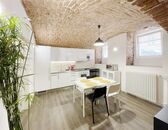 Pronájem zařízeného ateliéru 2+kk v suterénu, 68 m2, Neklanova, Praha 2 - Vyšehrad. MHD Albertov. , cena 18500 CZK / objekt / měsíc, nabízí Modus Reality