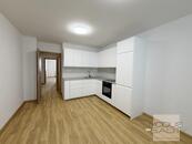 Pronájem bytu 3+kk, 57 m2, Nad Šutkou, Praha 8 - Kobylisy, po rekonstrukci, internet, MHD, cena 24999 CZK / objekt / měsíc, nabízí Modus Reality