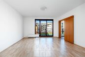 Prodej bytu 2+kk 59m + komora a garážové stání, Na Maninách - Praha Holešovice, cena 13600000 CZK / objekt, nabízí Bc. Michaela Pelešková