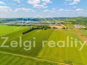 Prodej orné půdy v Modřicích o rozloze 40 827 m2, cena 9450000 CZK / objekt, nabízí Zelgi reality s.r.o.