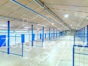 Výrobní a skladová hala se 4 kancelářemi, rampami a sociálním zázemím - 2 260 m, cena 1 CZK / objekt / měsíc, nabízí 