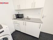 Pronájem obchodního prostoru, cena 10000 CZK / objekt / měsíc, nabízí 