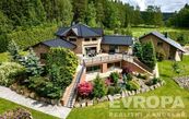 Rodinné sídlo 618m2, dům, vila v malebné přírodě, výhledem, dům pro hosty 2+1, garáž 130m2, wellnes, cena cena v RK, nabízí 