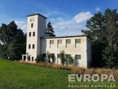 Pronájem komerčních prostor 600 m2, Liberec, ulice Dlouhá, cena 28500 CZK / objekt / měsíc, nabízí 
