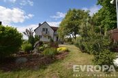 Prodej RD 214 m2 na pozemku 1180 m2, cena 9350000 CZK / objekt, nabízí