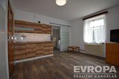 Pronájem bytu 1+kk 24 m2, cena 8200 CZK / objekt / měsíc, nabízí 