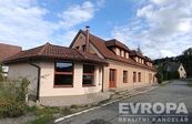 Pronájem komerční nemovitosti 302 m2, cena 23000 CZK / objekt / měsíc, nabízí 