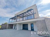 Prodej rodinného domu 210 m nedaleko Kolína, pozemek 510 m, cena 13500000 CZK / objekt, nabízí 