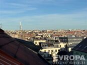 Prodej nadstandardního bytu 2+kk v posledním patře, 71,2m2 s balkonem, cena 11998000 CZK / objekt, nabízí 