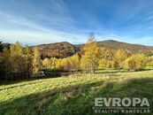 Pozemek pro zemědělskou stavbu 1262m2, stavební část 540m2 v přírodě přesto blízko do centra, vlek,, cena 2599000 CZK / objekt, nabízí 