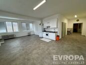 Pronájem bytu 5kk, 188m2, 2.NP, Přeštice, cena 19000 CZK / objekt / měsíc, nabízí EVROPA realitní kancelář