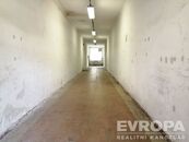 Pronájem skladového prostoru 120m2, Liberec, ulice Hanychovská, cena 9800 CZK / objekt / měsíc, nabízí EVROPA realitní kancelář