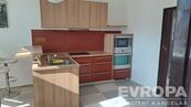 Pronájem vybaveného bytu v centru Mšena, 3+kk, cena 11900 CZK / objekt / měsíc, nabízí EVROPA realitní kancelář